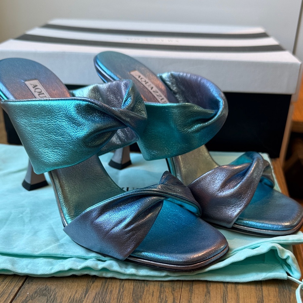 Aquazzura Iridescent Teal Knot-Detail Heeled Sandals